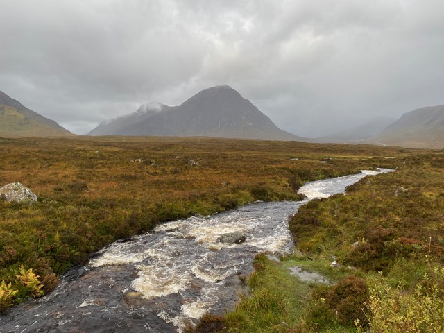 Buachaille Etive Mòr backdrops the river coe.
